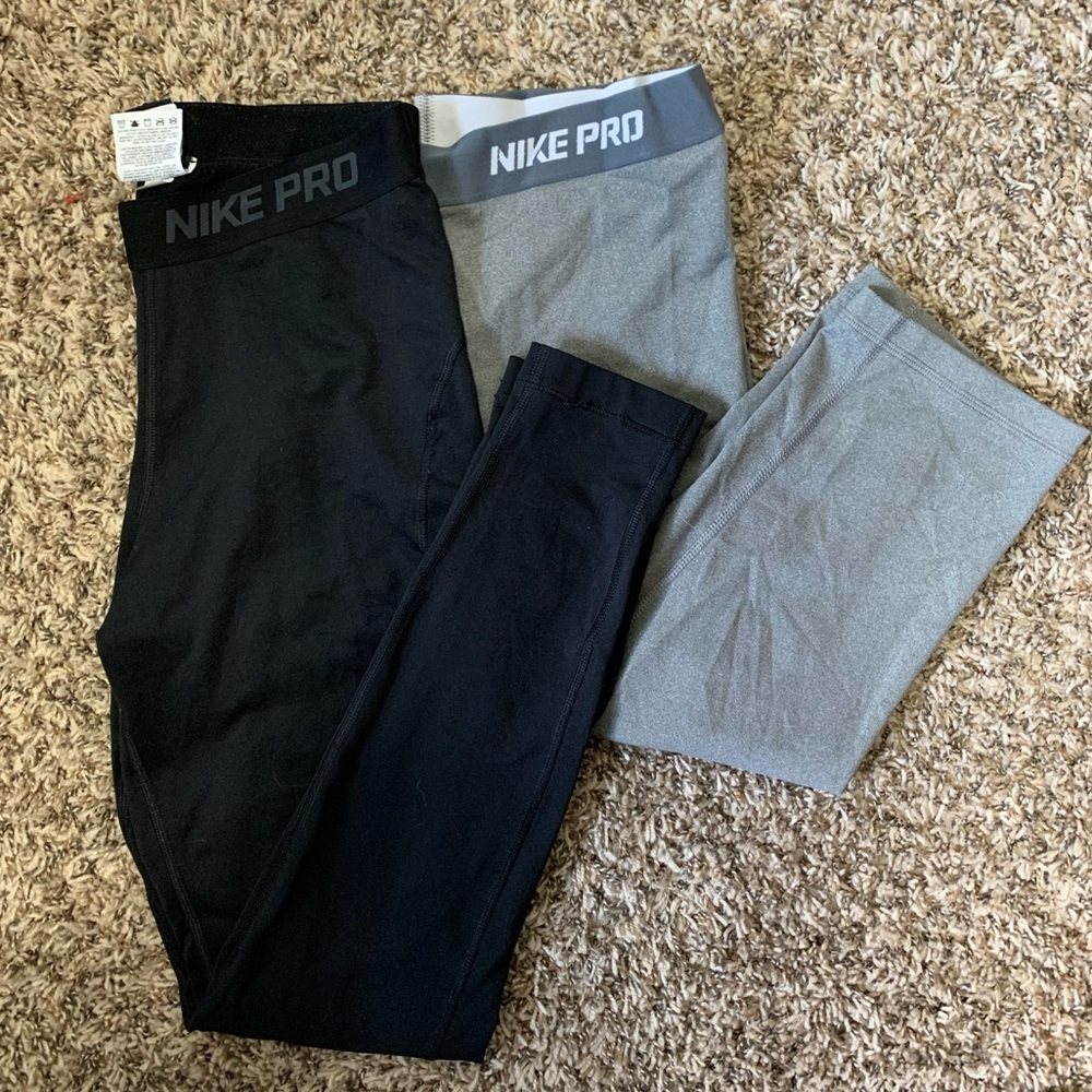 Women’s Nike pro legging bundle size medium